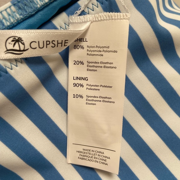 🔥NWT-Blue Floral Ruffle Mid Waisted Two Piece Bathing Suit🔥 - Picture 6 of 8